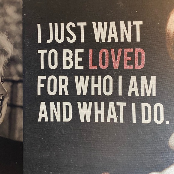 2-Black and White The Chelsea Collection Marilyn Monroe Wall Art Canvas - Picture 10 of 13